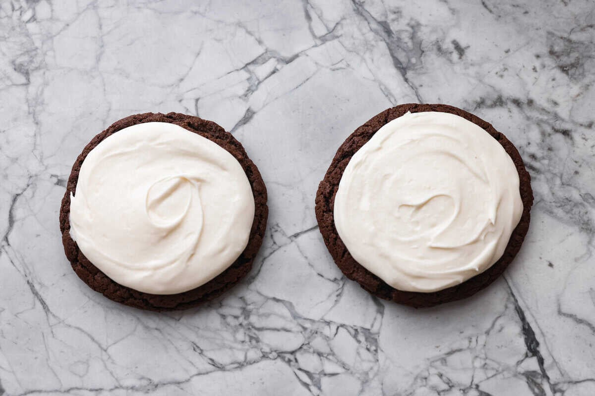 Hostess cookies with marshmallow topping added to the top.